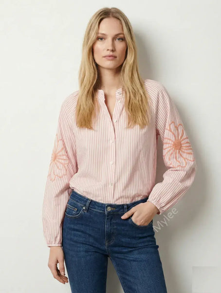 Striped shirt with embroidered sleeves @5901_ChRFleurs: Pale pink