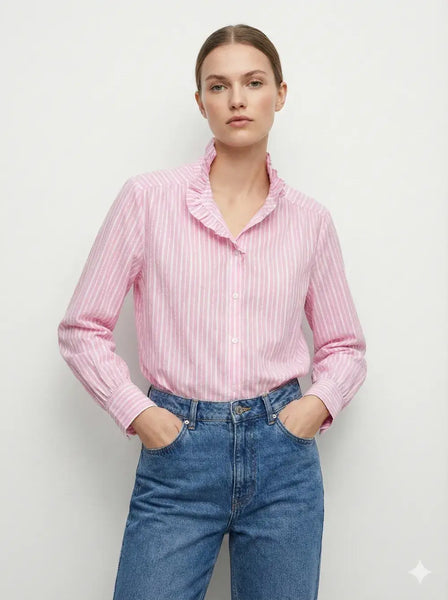 Striped Blouse with Ruffled Collar @69017_ChRColVolante: Jeans