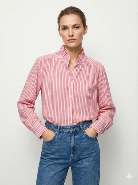 Striped Blouse with Ruffled Collar @69017_ChRColVolante: Jeans